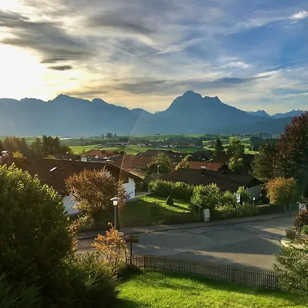 Neuschwanstein-blick * Fussen